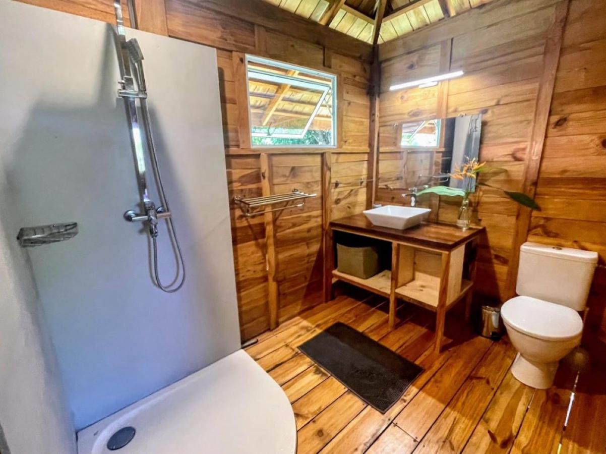 Raiatea - Orion Hoe Bungalow Uturoa Esterno foto
